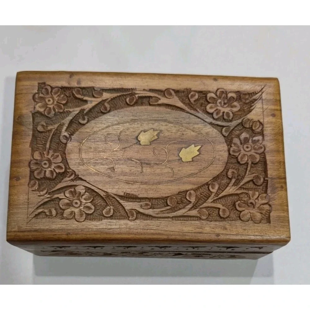 Vintage Carved Wooden Jewelry Trinket Treasure Keepsake Inlaid 6